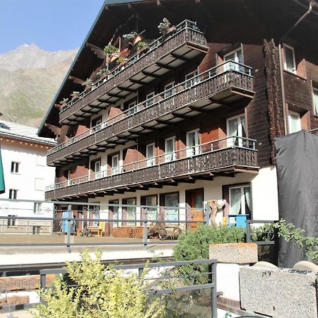 Self-Service Guesthouse Berggeist Saas-Fee Ngoại thất bức ảnh